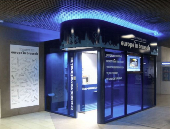 Kiosque vitré amovible pour magasin, ABC by Iome